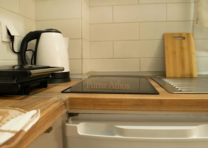 Porto Athos 0 Nea Roda